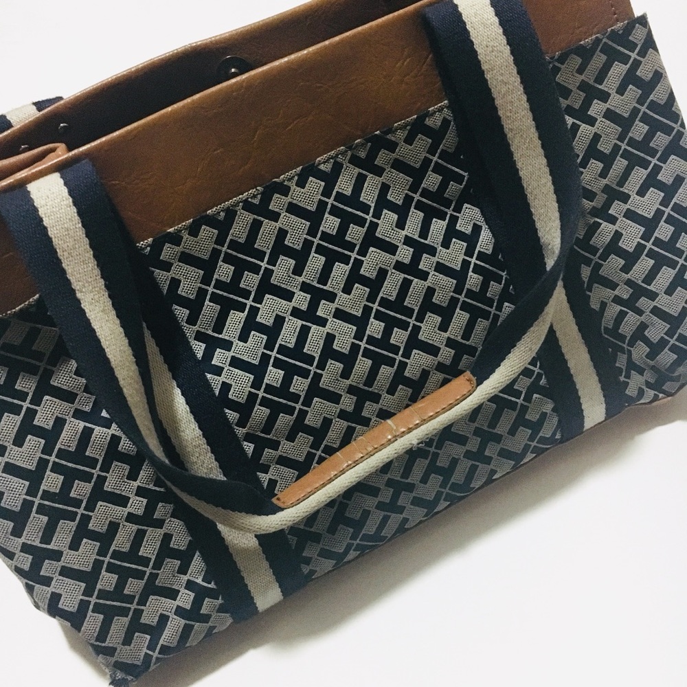 • vintage t.hilfiger classic tote •
